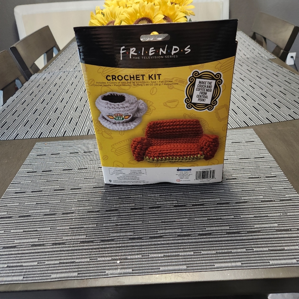 Friends collection Crochet kit nwt